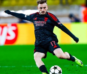 里程碑夜！费耶诺德绝杀压哨，葡超转会期刷纪录，球迷炸锅，控场能力受关注的简单介绍-九游体育下载